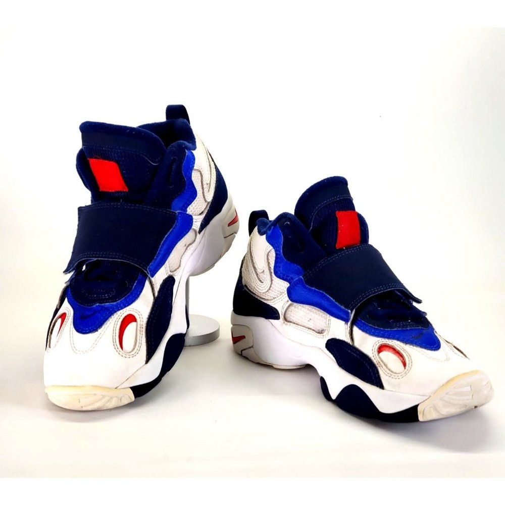 Nike Air Speed Turf Big Kids' Shoes Basketball Sneakers Size 4Y 1744